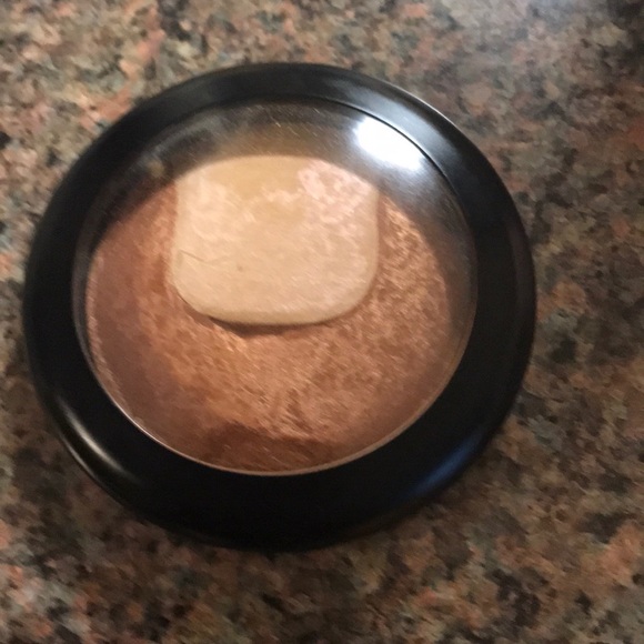 MAC HIGHLIGHTER / BRONZER COMPACT - Picture 3 of 5
